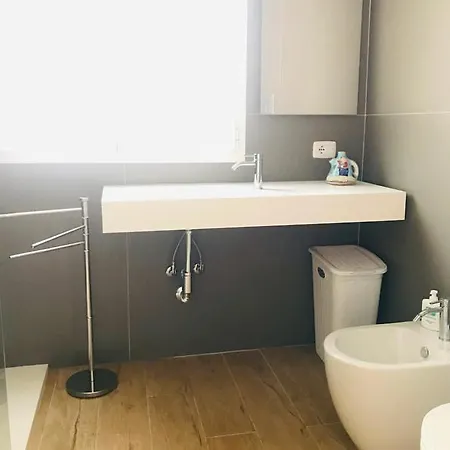 Casa Rosalia * モンデッロ